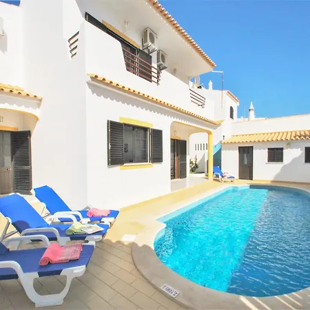 Willa Holiday Home In Gale With Pool Near Beaches