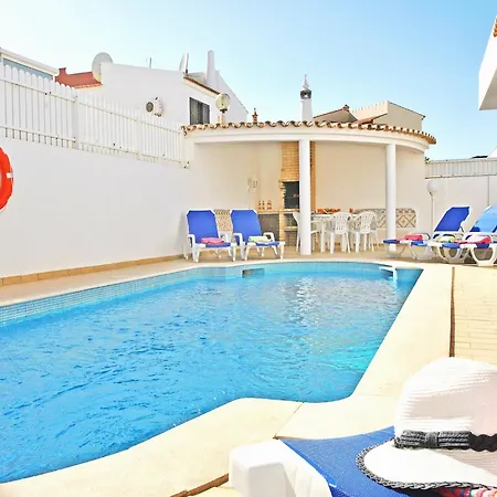 Holiday Home In Gale With Pool Near Beaches Villa *