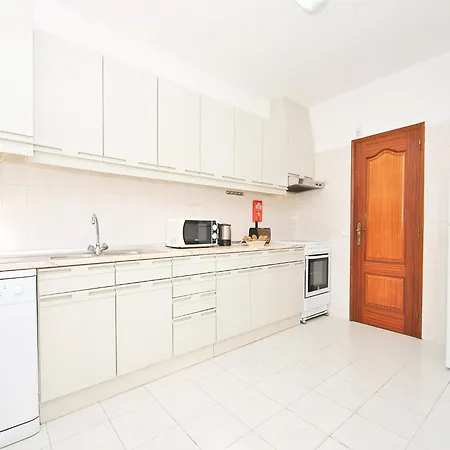 Holiday Home In Gale With Pool Near Beaches Willa *