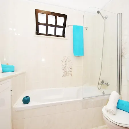 Villa Holiday Home In Gale With Pool Near Beaches Albufeira